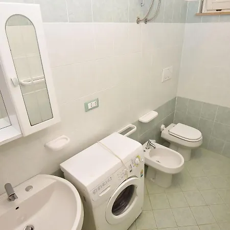 Marine- Palme- Ismare-11 By Interhome Silvi Marina