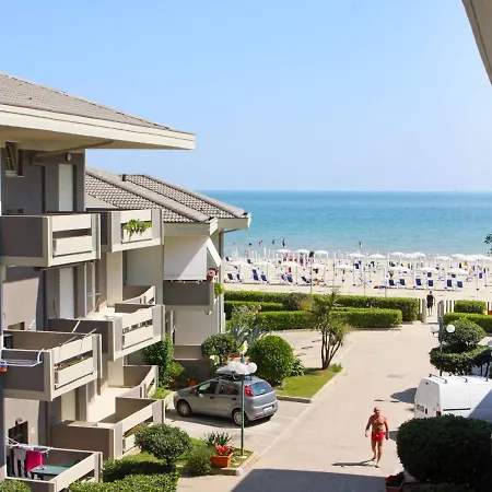 Marine- Palme- Ismare-11 By Interhome *