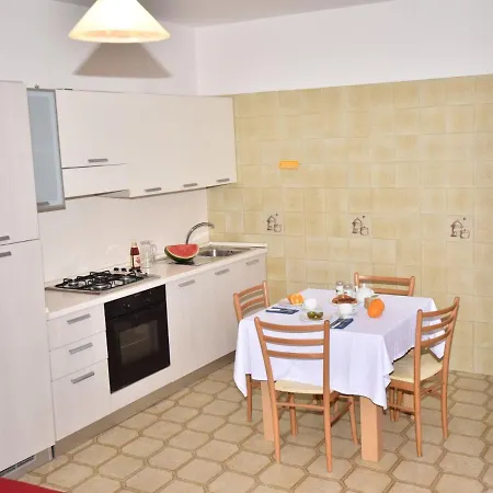 Marine- Palme- Ismare-11 By Interhome Apartman Silvi Marina